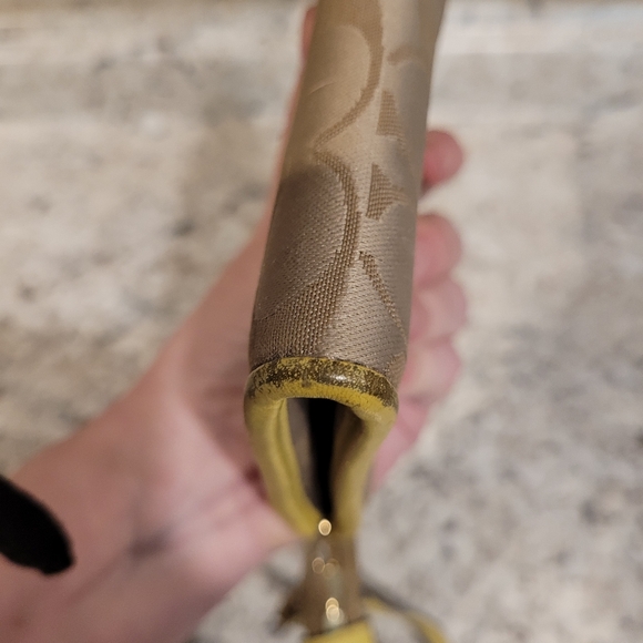 Coach wallet wristlet. Beige with lime accent trim. 4” x 7” - Picture 6 of 6